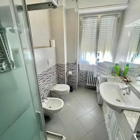 Apartment The - *